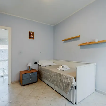Proffiano District Roomy Flat