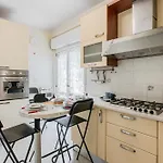 Appartement Guesthost - Proffiano District Roomy Flat *