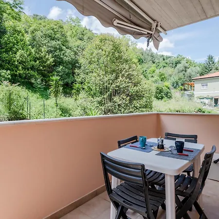 شقة Proffiano District Roomy Flat لا سبيتسْيا