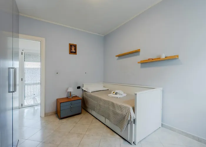 Guesthost - Proffiano District Roomy Flat